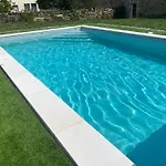 Chez Odette Cypres De Provence Bed & Breakfast 3*