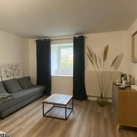 Chez Odette Cypres De Provence 3*