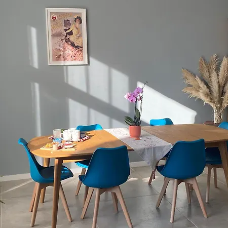 Chez Odette Cypres De Provence 3*