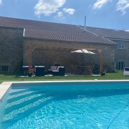 Chez Odette Cypres De Provence Bed & Breakfast