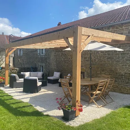 Chez Odette Cypres De Provence Bed & Breakfast